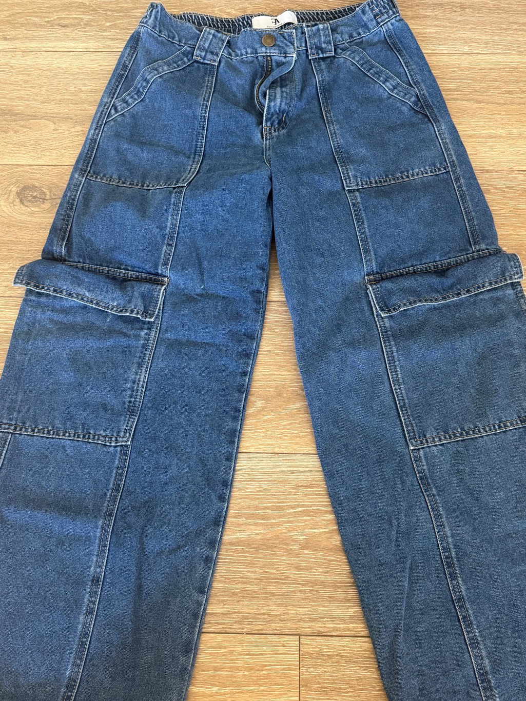 Women's Wide Leg Cargo Pants — image 6 of 7